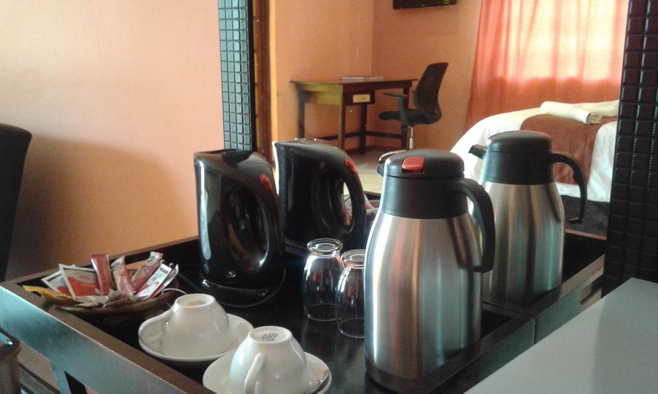 Larissa Hotel Maun Zewnętrze zdjęcie