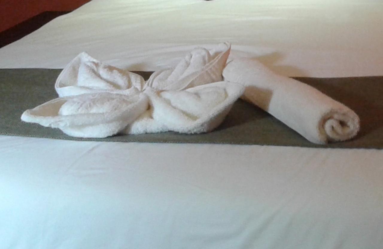 Larissa Hotel Maun Zewnętrze zdjęcie